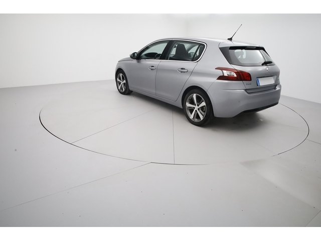 Peugeot 308 - Photo 6