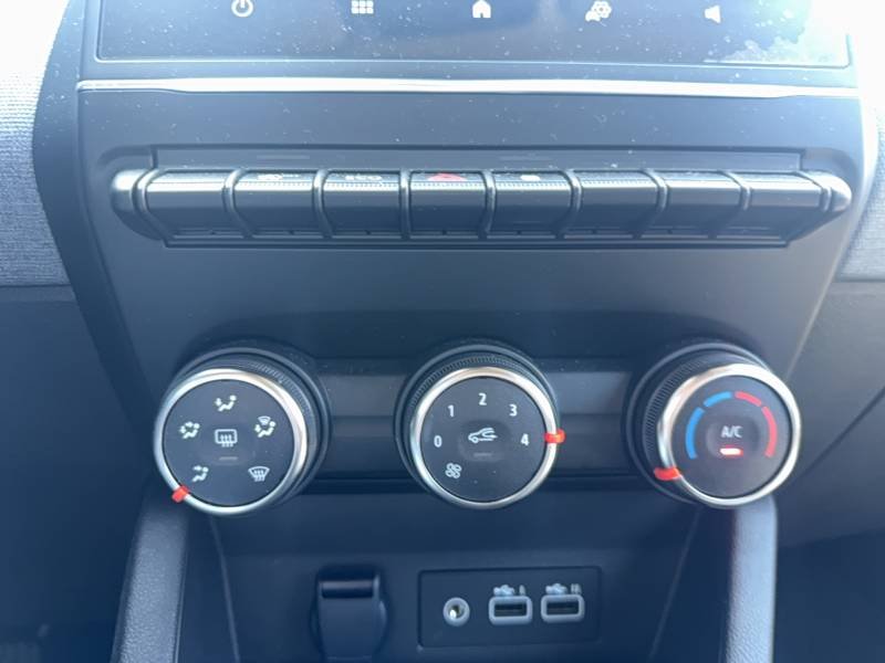Renault Clio - Photo 36