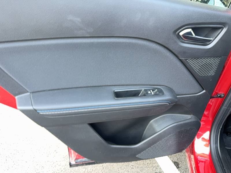 Renault Captur - Photo 22