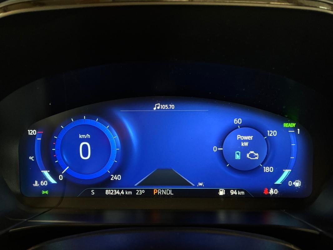 Ford Kuga - Photo 12
