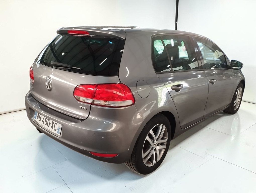 Volkswagen Golf - Photo 2