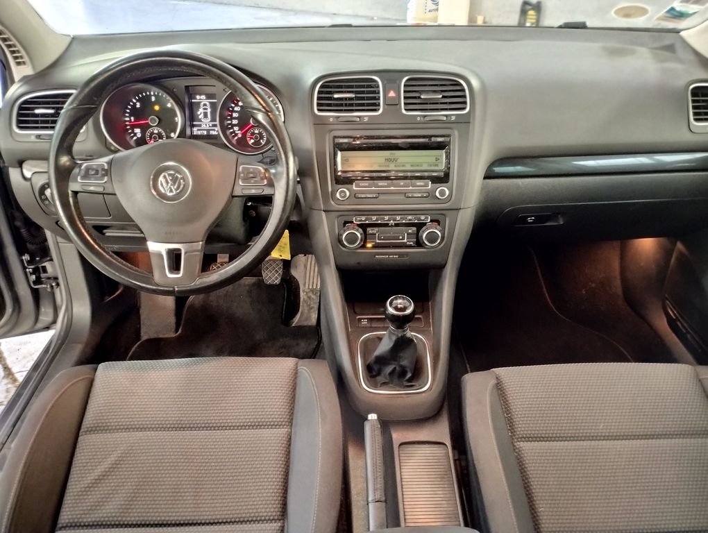 Volkswagen Golf - Photo 3