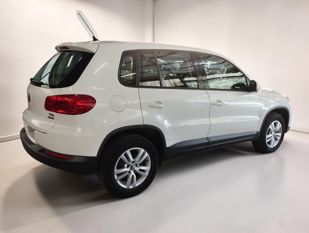 Volkswagen Tiguan - Photo 7