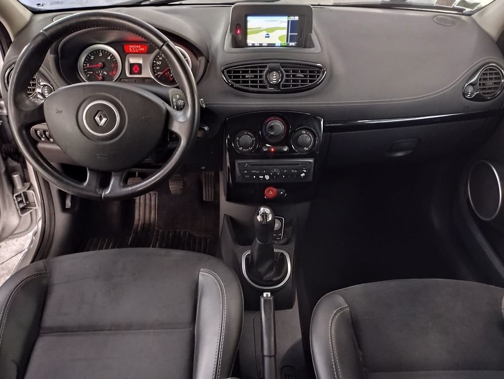 Renault Clio - Photo 3