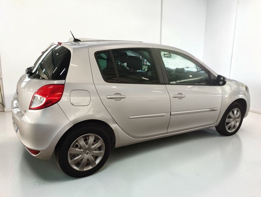 Renault Clio - Photo 7