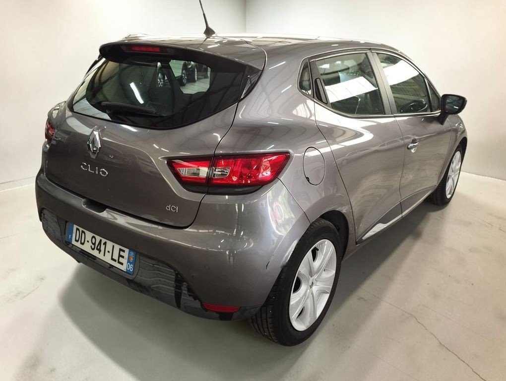 Renault Clio - Photo 2