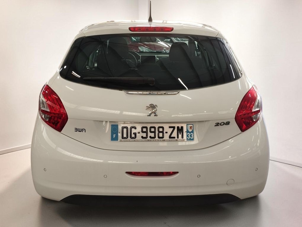 Peugeot 208 - Photo 5