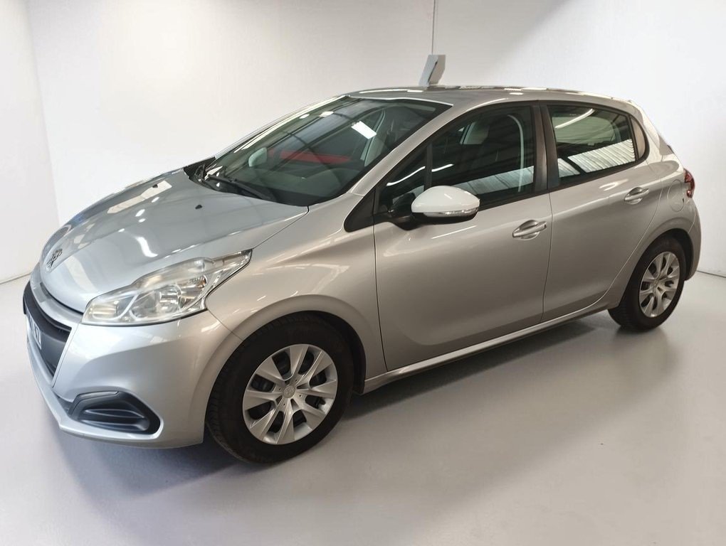 Peugeot 208 - Photo 6