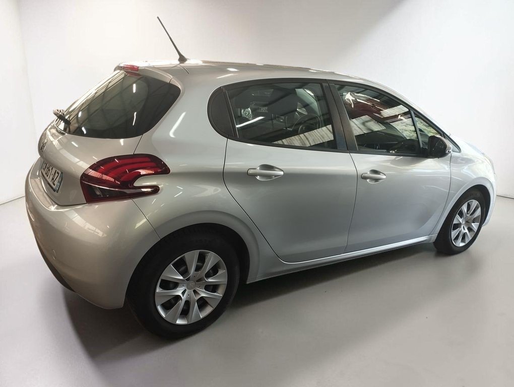 Peugeot 208 - Photo 7