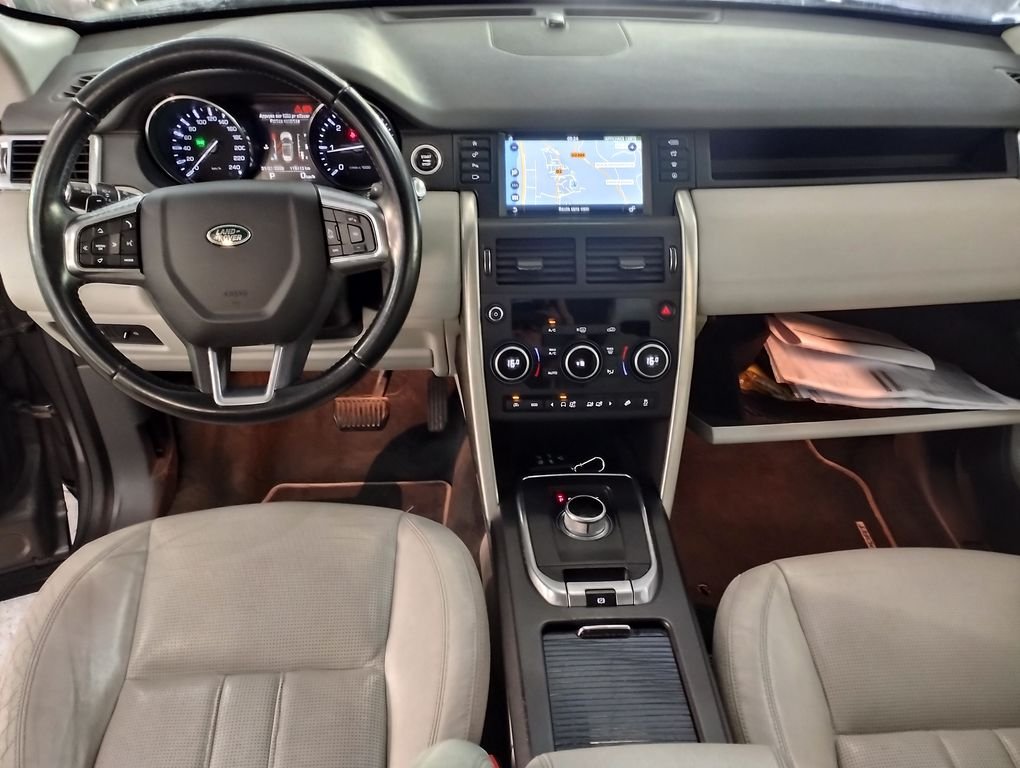 Land Rover Discovery - Photo 3