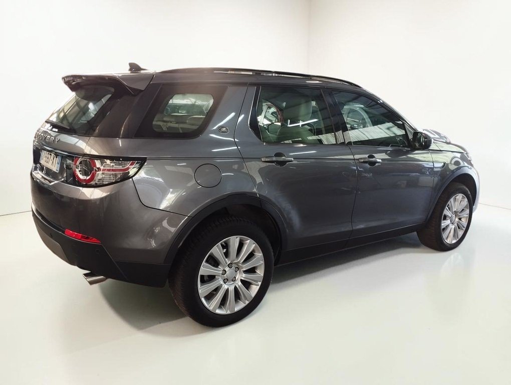 Land Rover Discovery - Photo 7