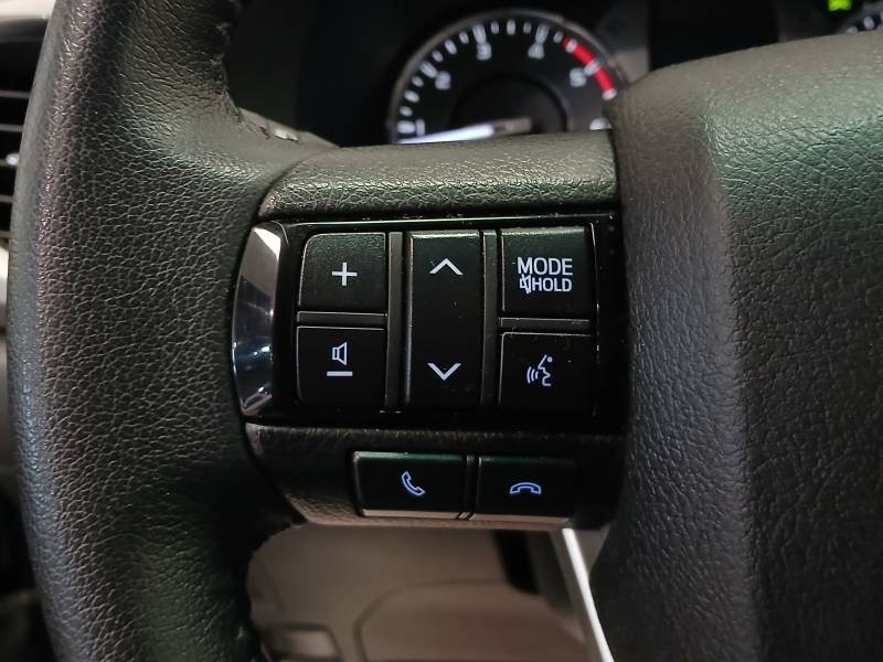 Toyota Hilux - Photo 17