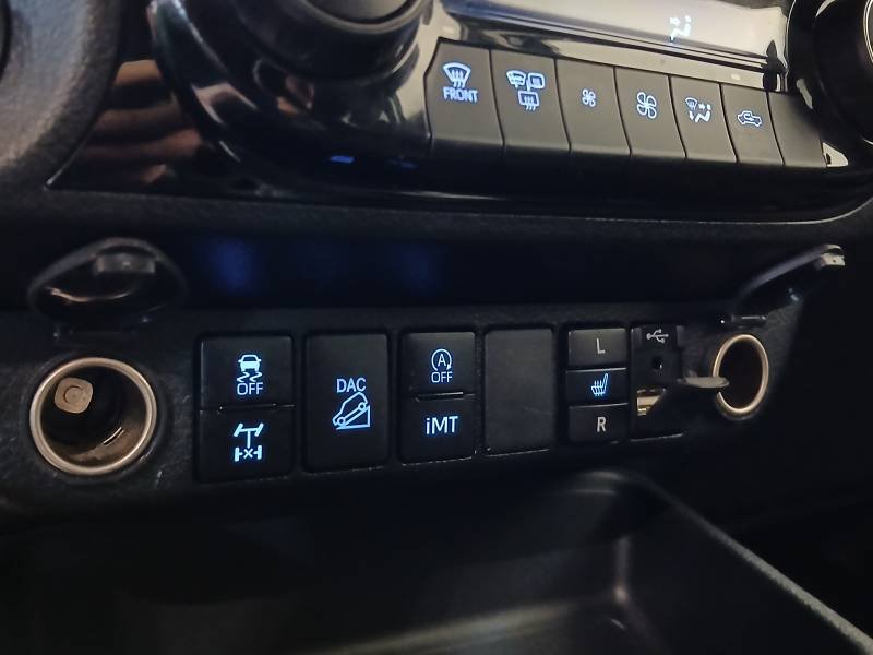 Toyota Hilux - Photo 21