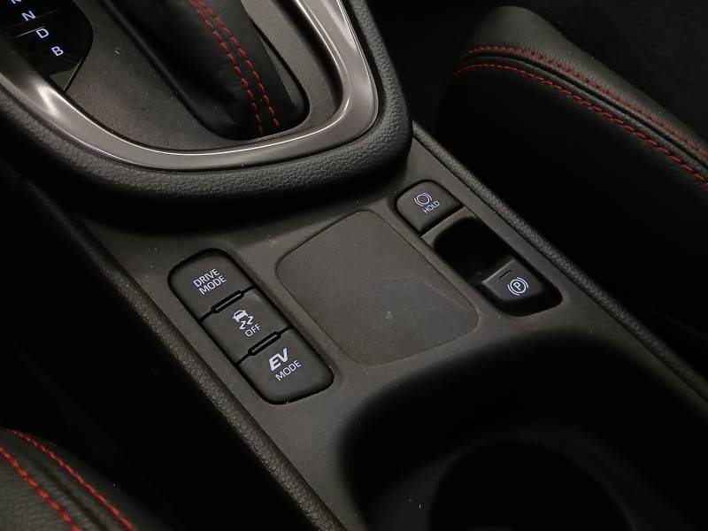 Toyota Yaris - Photo 16