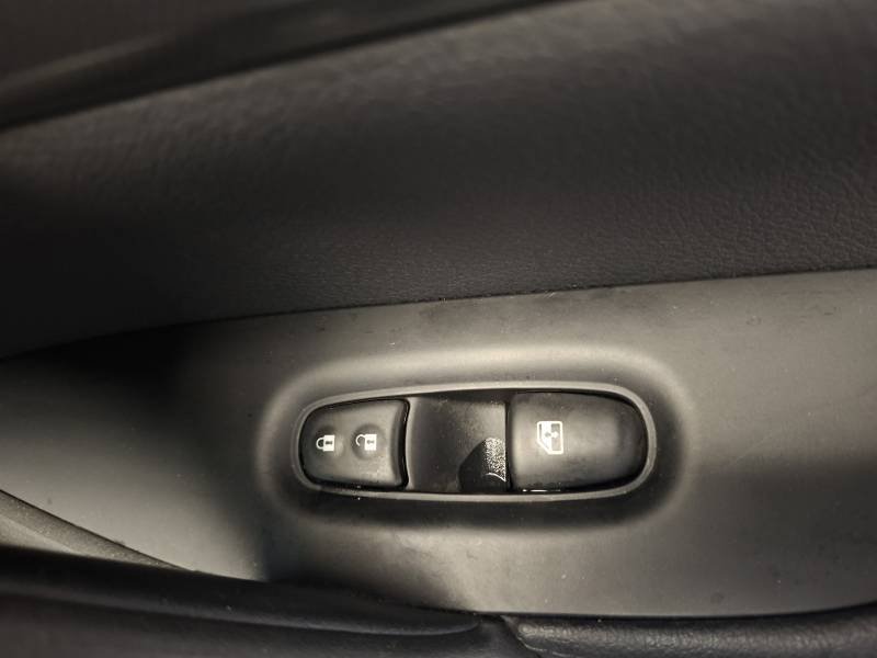 Nissan Qashqai - Photo 31