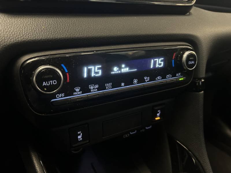 Toyota Yaris - Photo 20