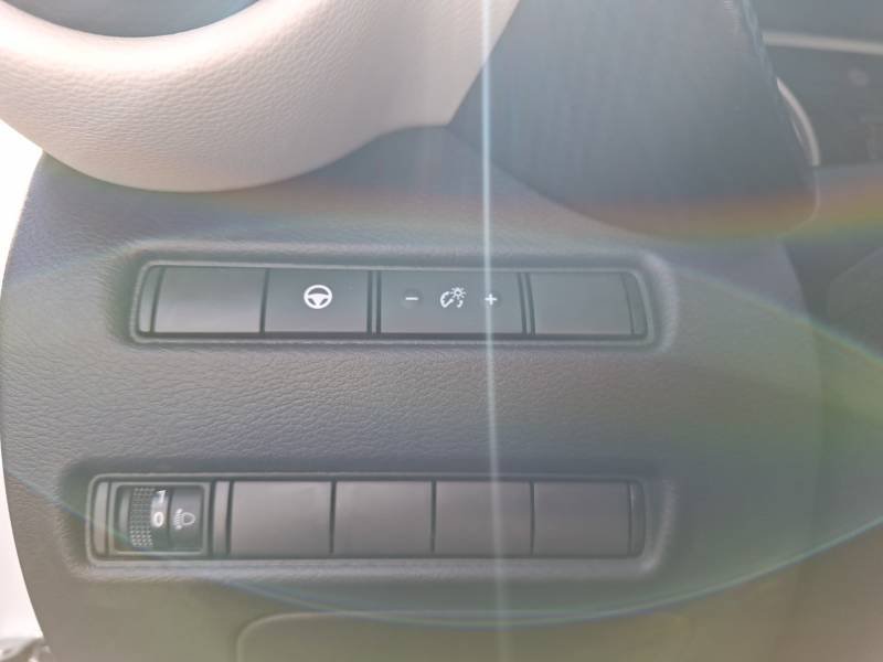 Nissan Juke - Photo 24