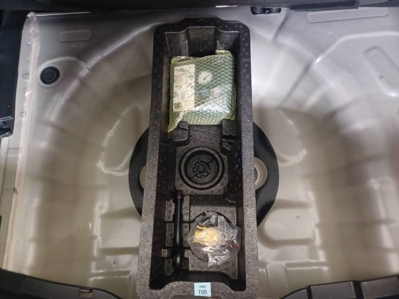 Kia Rio - Photo 18
