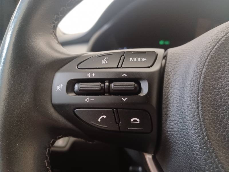 Kia Rio - Photo 23