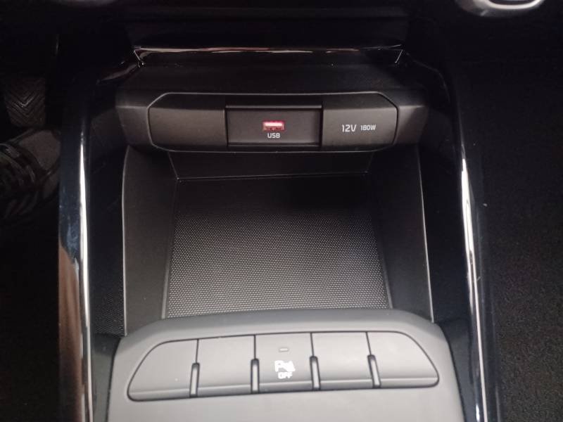 Kia Rio - Photo 27