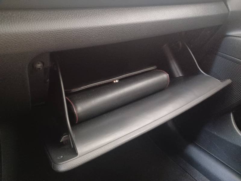 Kia Rio - Photo 28