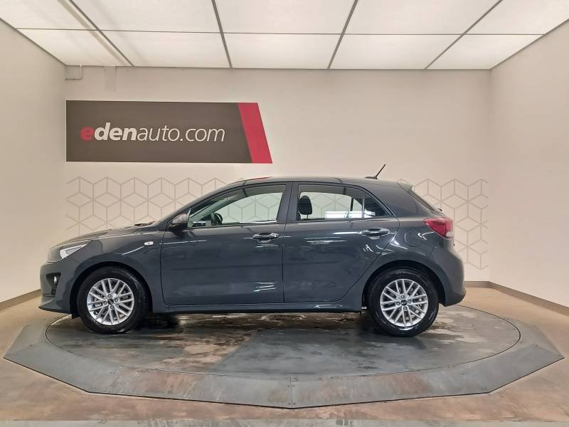 Kia Rio - Photo 3