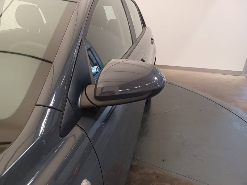 Kia Rio - Photo 32