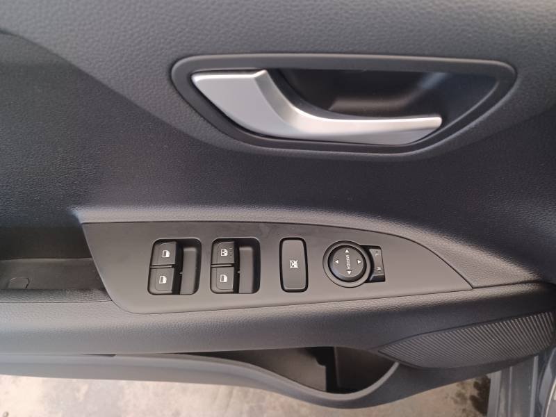 Kia Rio - Photo 33