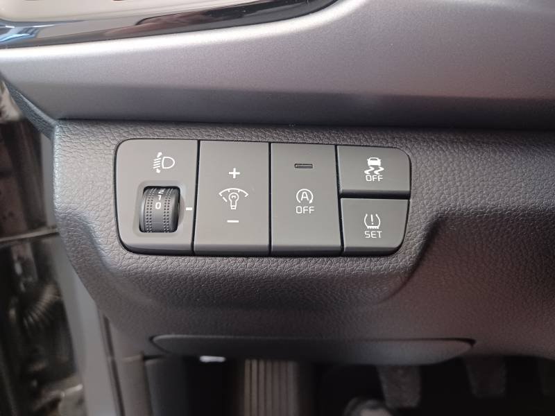 Kia Rio - Photo 36