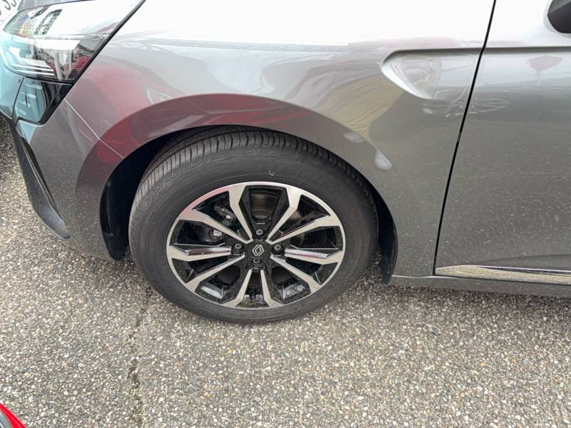 Renault Clio - Photo 15