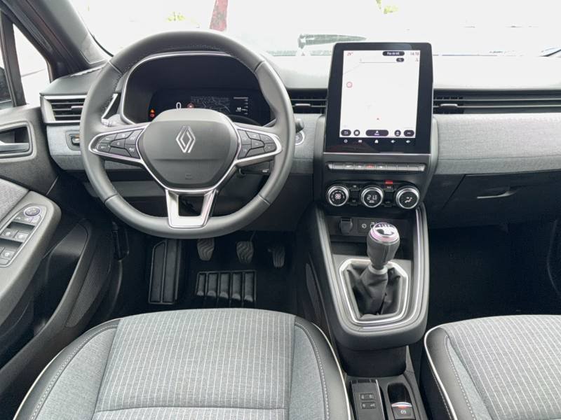 Renault Clio - Photo 17