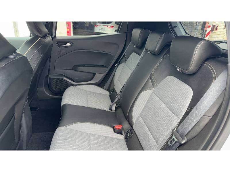 Renault Clio - Photo 15