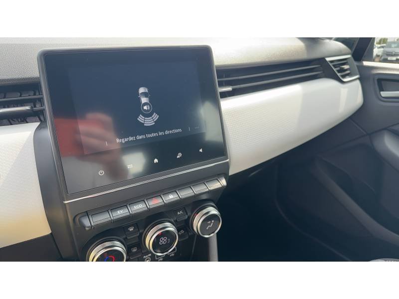 Renault Clio - Photo 26