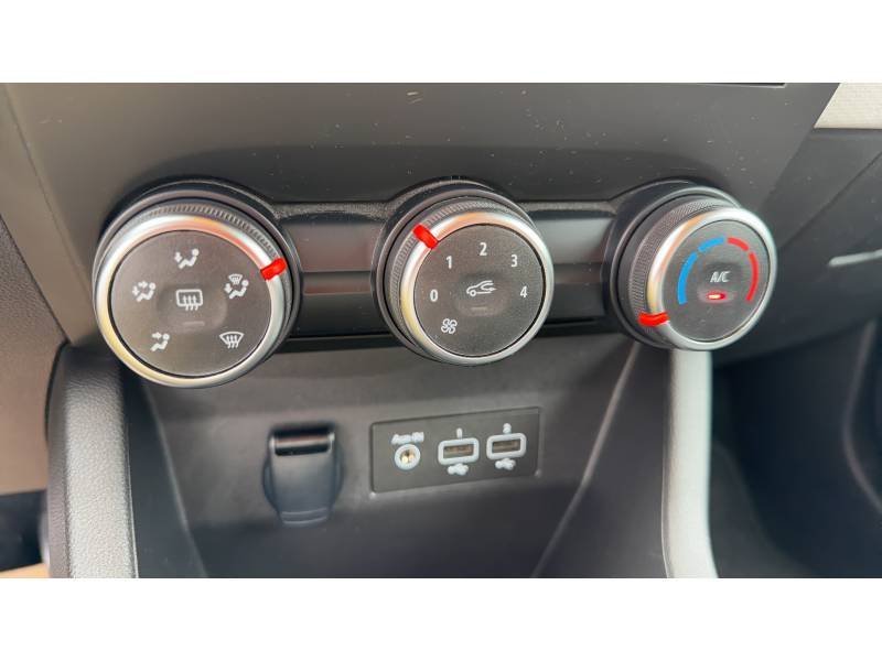 Renault Clio - Photo 25