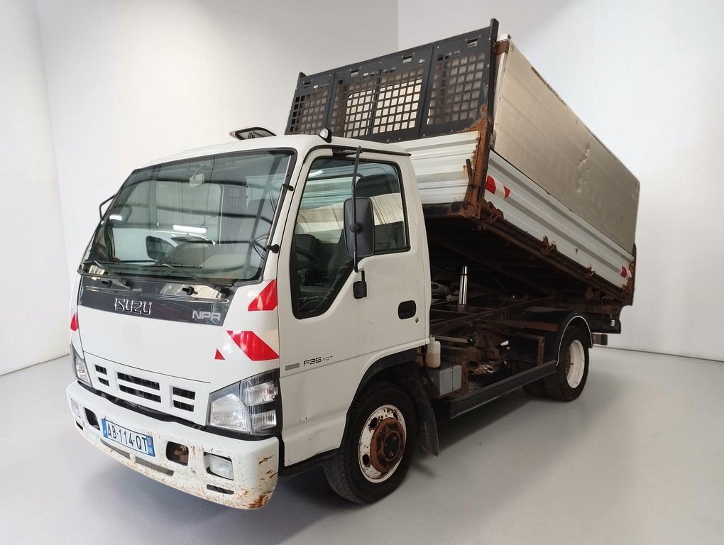 Isuzu Serie N - Photo 1