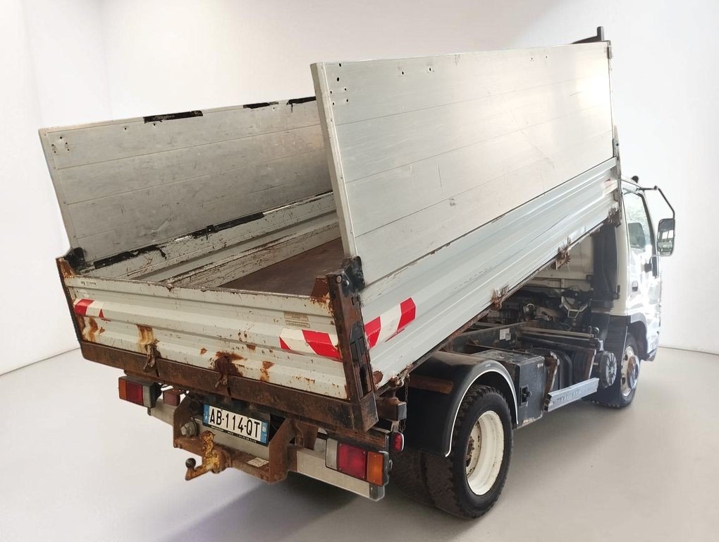 Isuzu Serie N - Photo 2