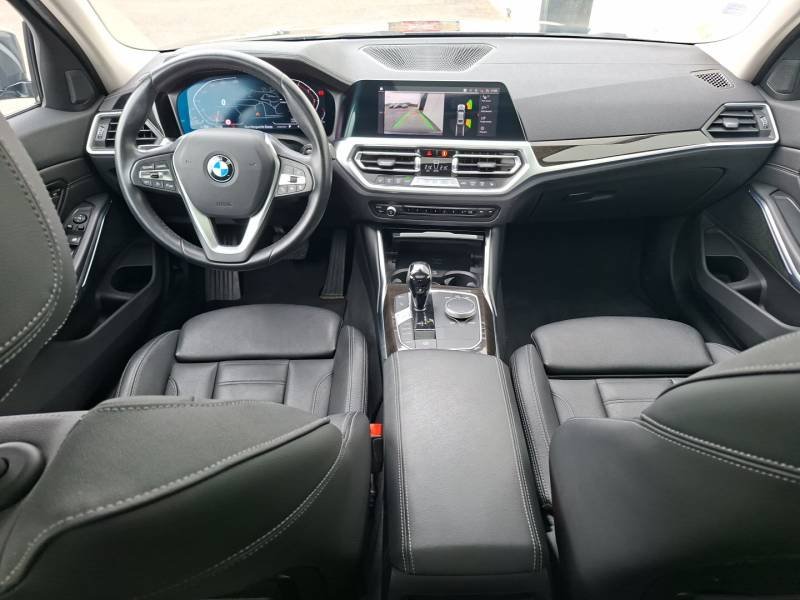 BMW Série 3 - Photo 19