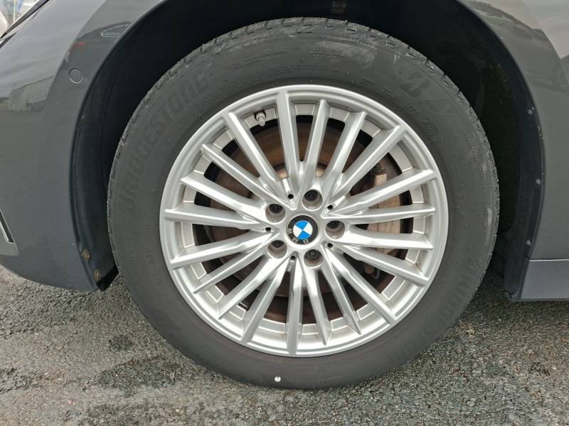 BMW Série 3 - Photo 24