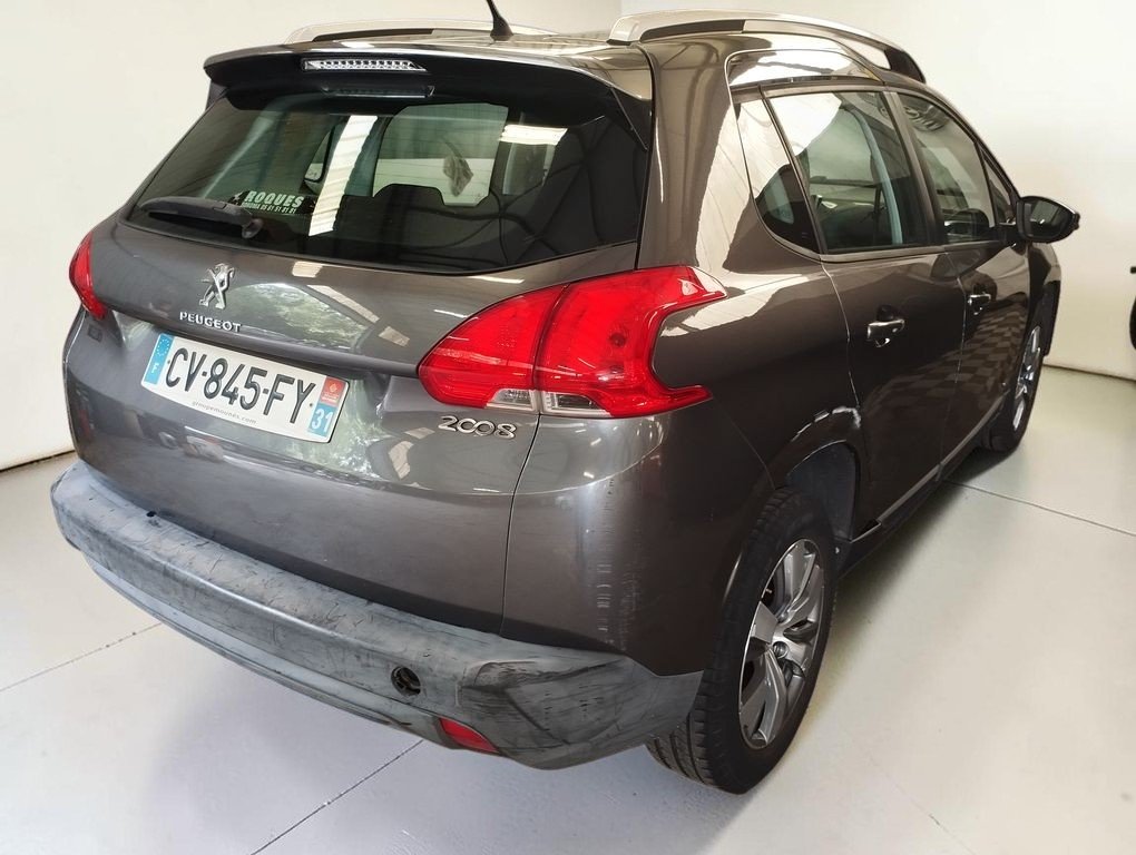 Peugeot 2008 - Photo 2