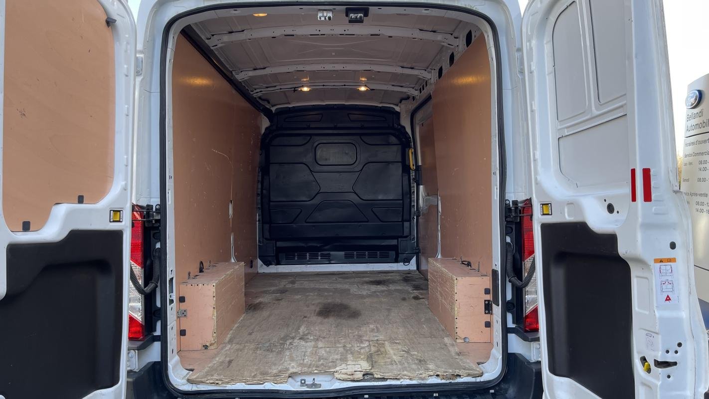 Ford Transit - Photo 5
