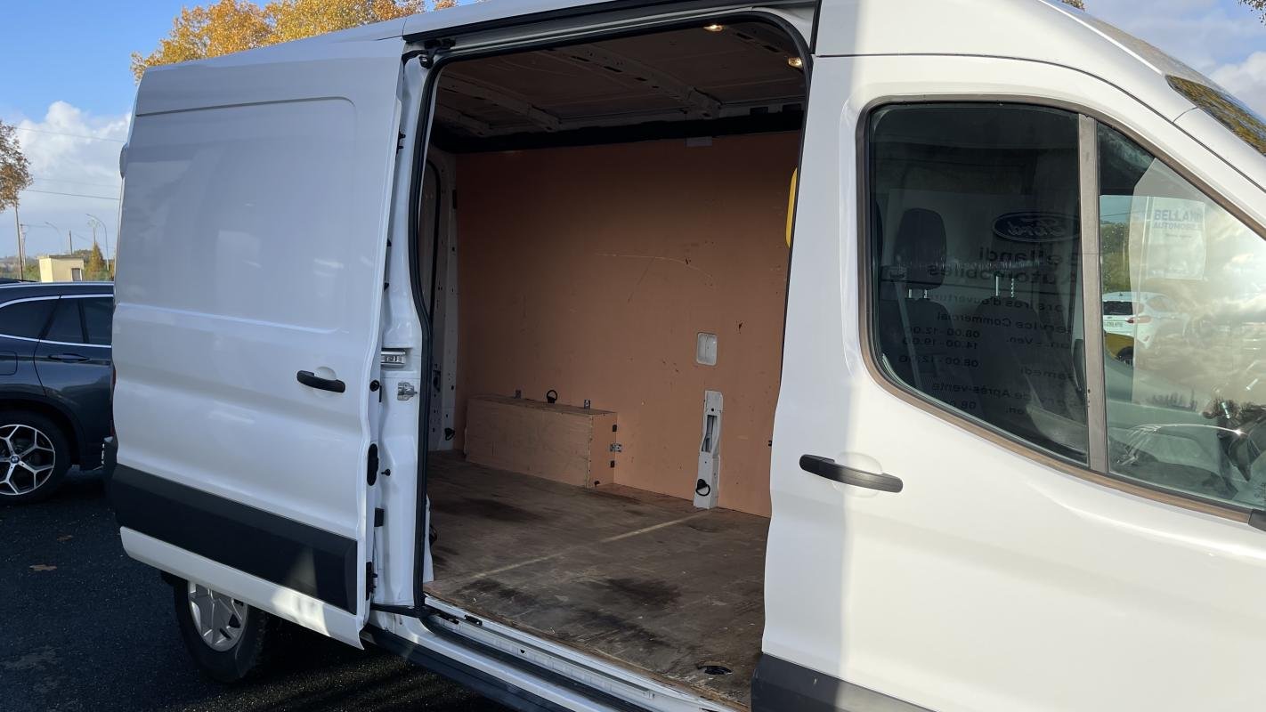 Ford Transit - Photo 6