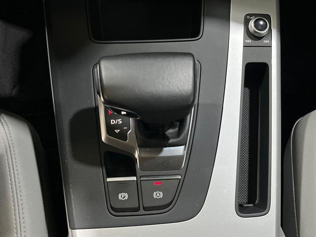Audi Q5 - Photo 11
