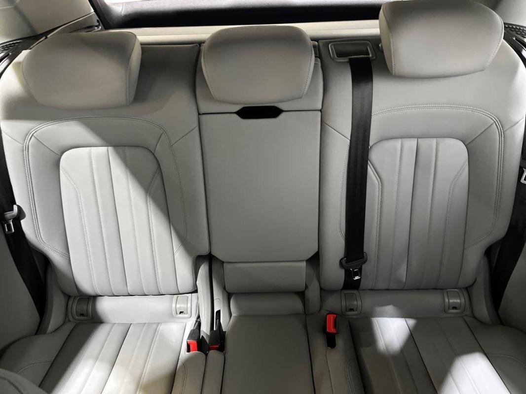 Audi Q5 - Photo 22