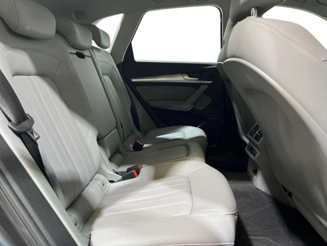 Audi Q5 - Photo 23