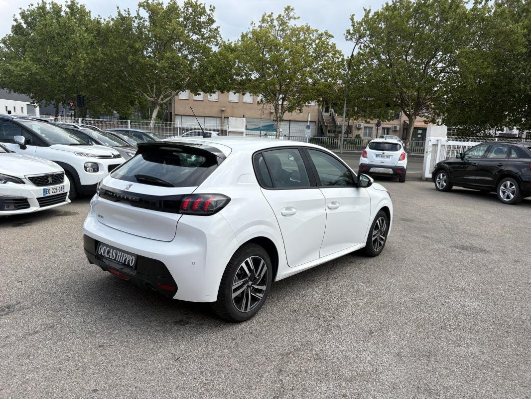 Peugeot 208 - Photo 6