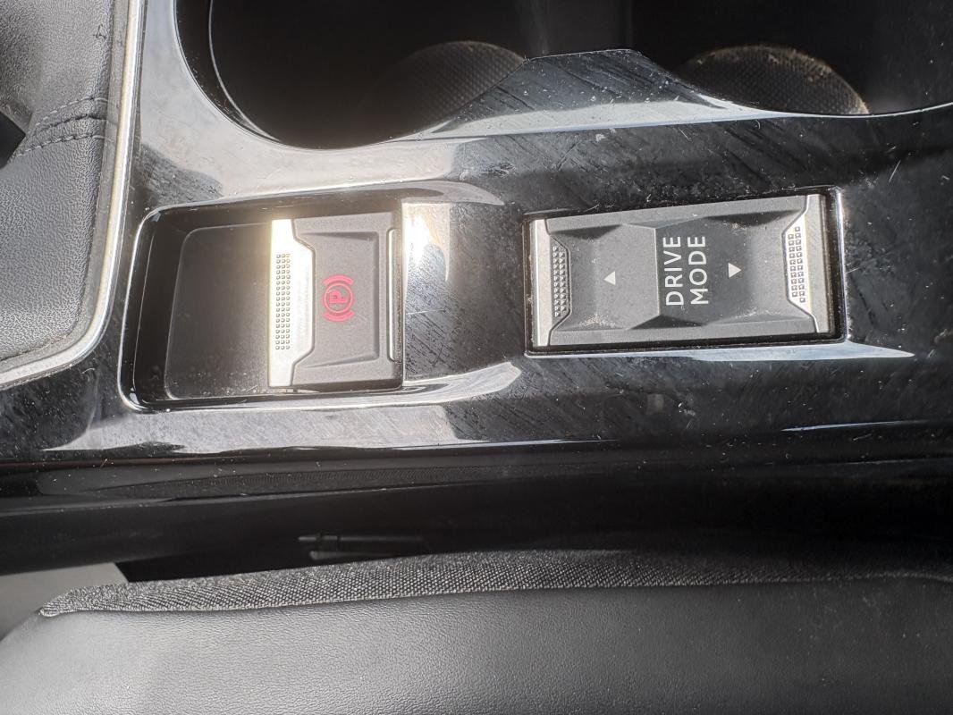 Peugeot 208 - Photo 9