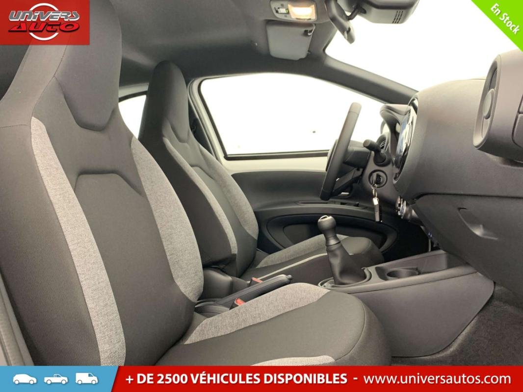 Toyota aygo x - Photo 9