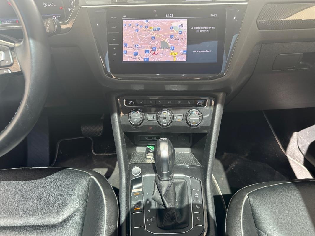 Volkswagen Tiguan - Photo 11