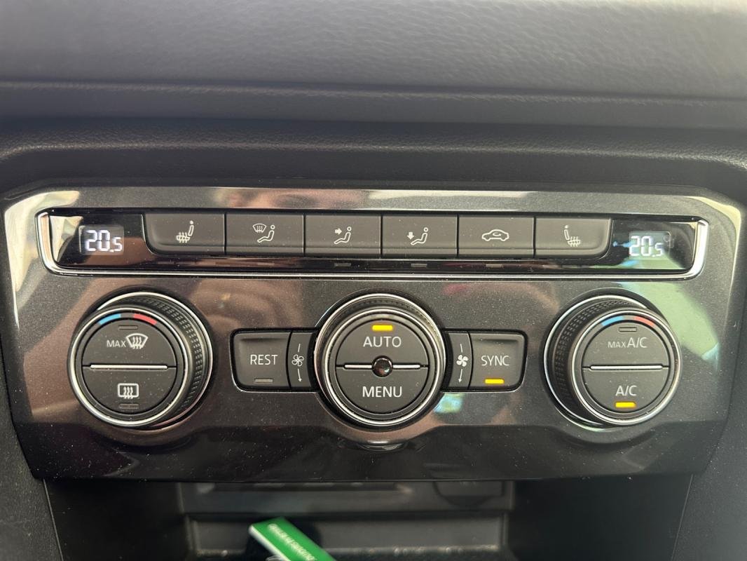 Volkswagen Tiguan - Photo 13