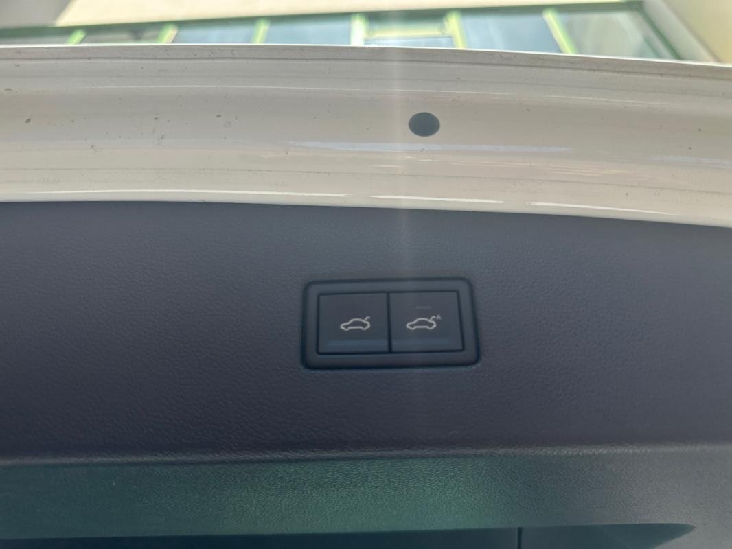 Volkswagen Tiguan - Photo 20